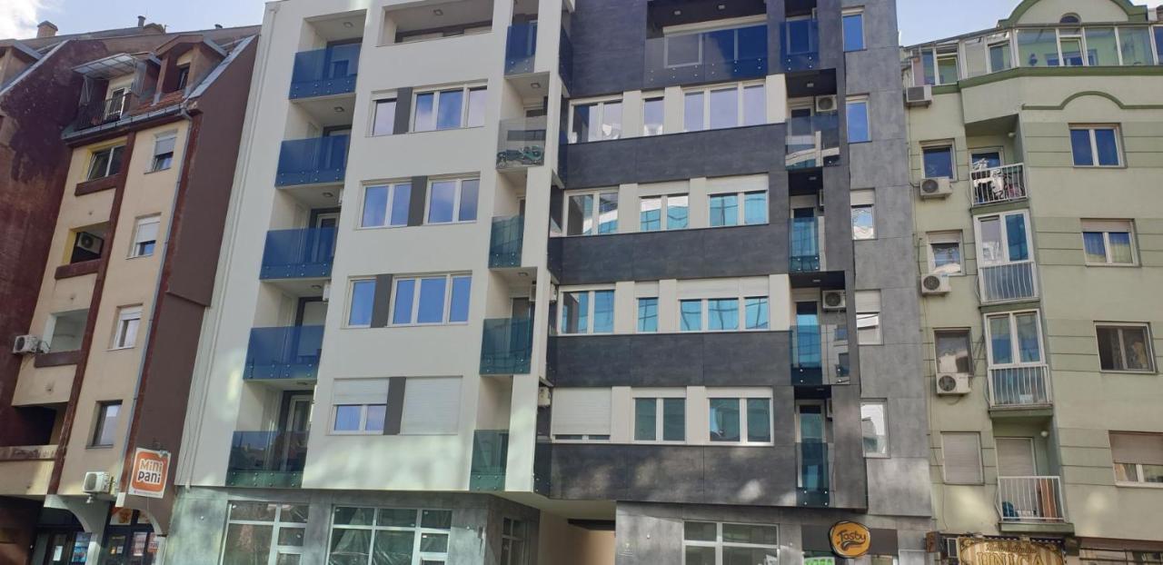Arena Big Luxury Apartments Novi Sad Bagian luar foto